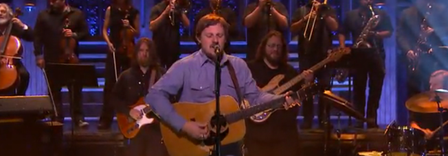 Watch Sturgill Simpson Wail on the Uplifting “All Around You” on “The Tonight Show”