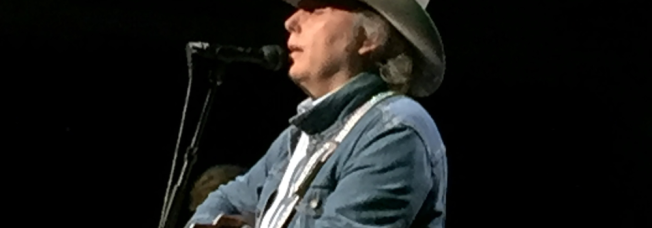 Watch Dwight Yoakam Pay Tribute to the Eagles’ Glenn Frey by Performing “Peaceful Easy Feeling”