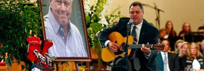 Watch Vince Gill Sing “Go Rest High On That Mountain” at Golf Legend Arnold Palmer’s Funeral