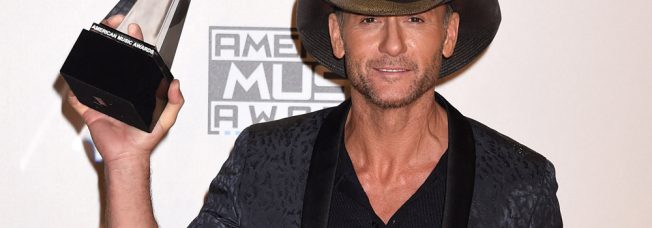 Tim McGraw, Carrie Underwood, Blake Shelton and FGL Take Home Top Country Honors at the American Music Awards [Photo Gallery]