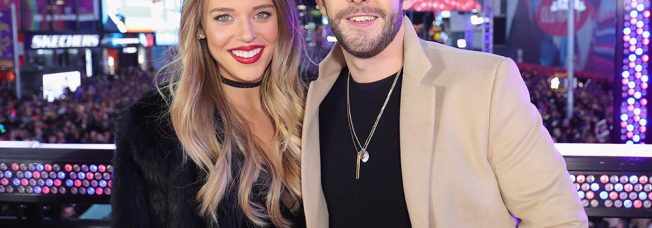 Out With the Old, in With the New: See How Thomas Rhett, Carrie Underwood, Karen Fairchild and More Welcome 2017